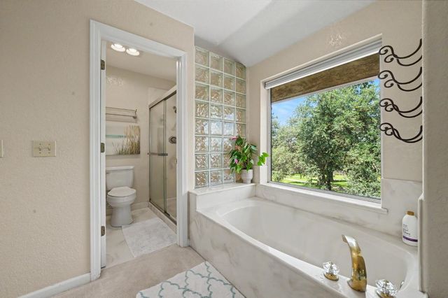643 Silver Rd, Valley Springs, CA 95252