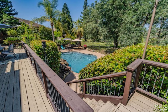 643 Silver Rd, Valley Springs, CA 95252