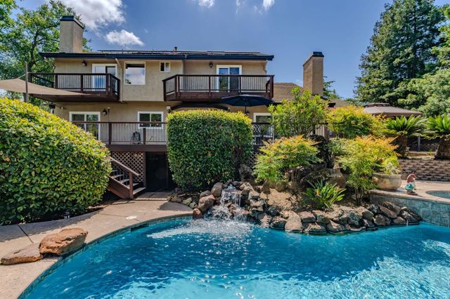 643 Silver Rd, Valley Springs, CA 95252