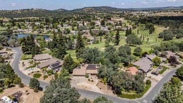 643 Silver Rd, Valley Springs, CA 95252