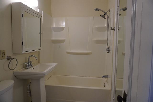 28 Court Street 12, Mansfield, MA 02048