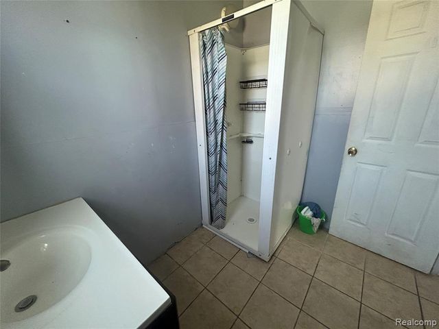 25 Orchard Street, River Rouge, MI 48218