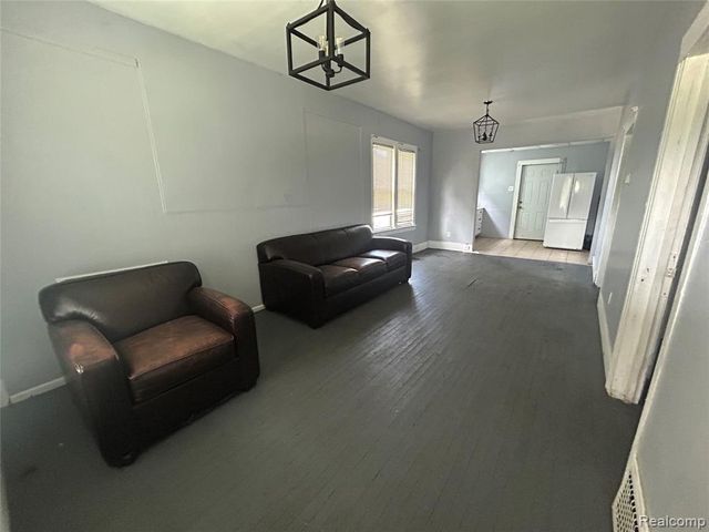25 Orchard Street, River Rouge, MI 48218