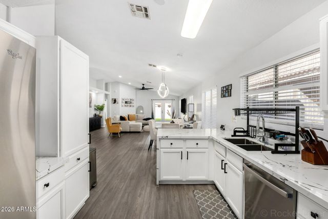 10420 W READE Avenue, Glendale, AZ 85307