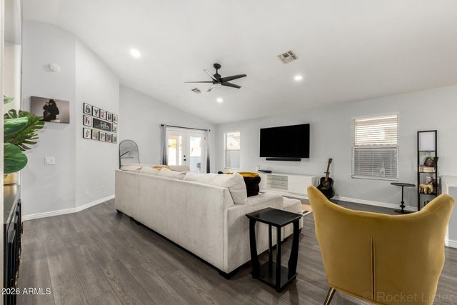 10420 W READE Avenue, Glendale, AZ 85307