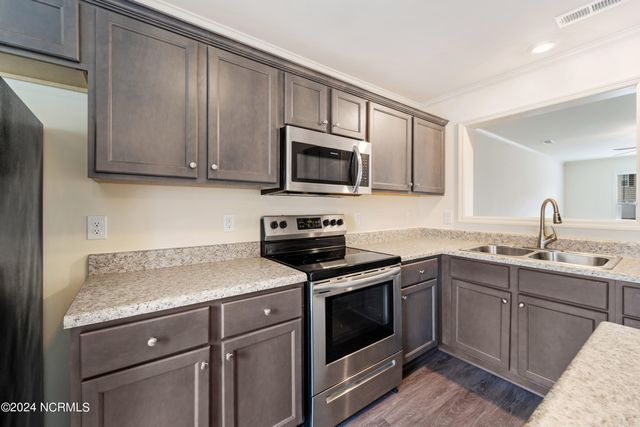 459 Sullivan Loop Road, Midway Park, NC 28544