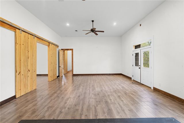 306 Tanglewood Lane, Somerville, TX 77879