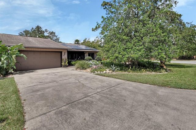 890 LANCASTER ROAD, Deland, FL 32720
