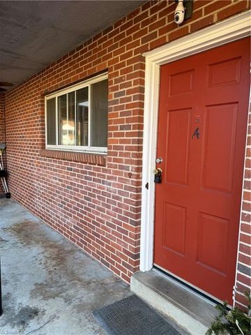 1610 N Northwest Boulevard A, Winston-salem, NC 27104