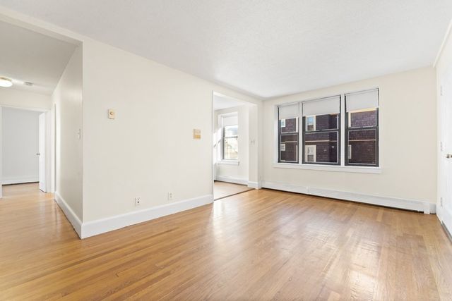 11 Victory Road 32, Boston, MA 02122