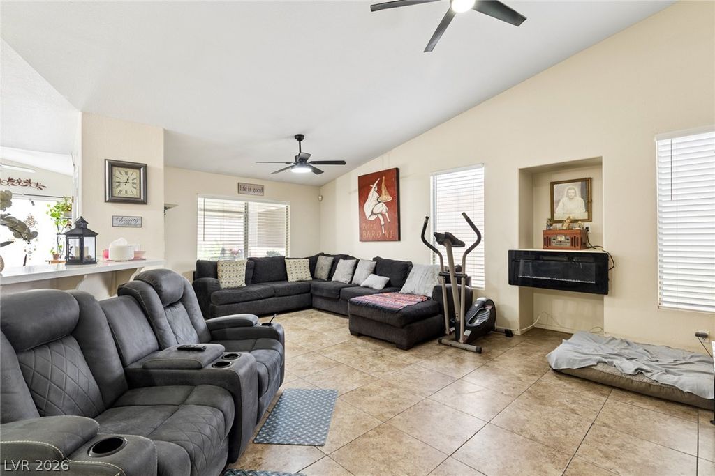 1747 Ashburn Drive, North Las Vegas, NV 89032 — photo 3