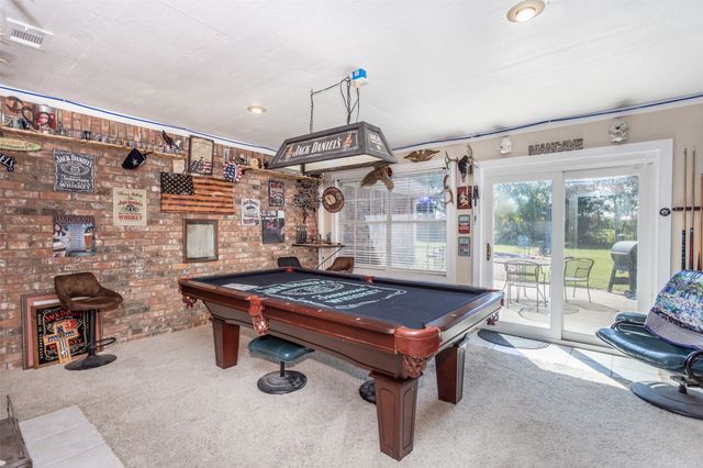 2424 Jolinda Lane, Whitesboro, TX 76273