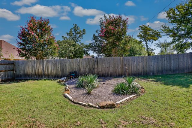 2424 Jolinda Lane, Whitesboro, TX 76273