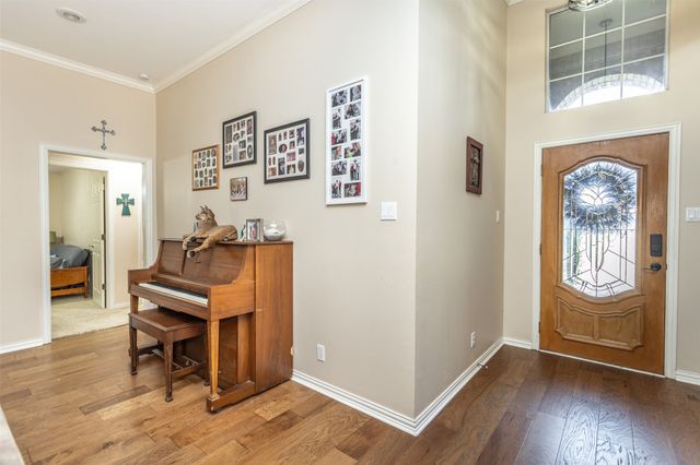 2424 Jolinda Lane, Whitesboro, TX 76273