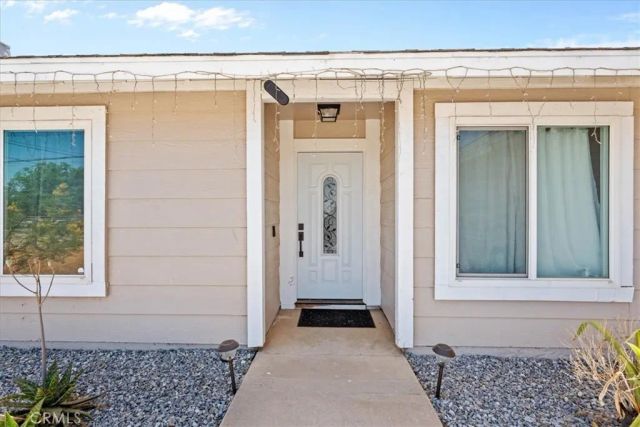 18047 Yucca St, Hesperia, CA 92345