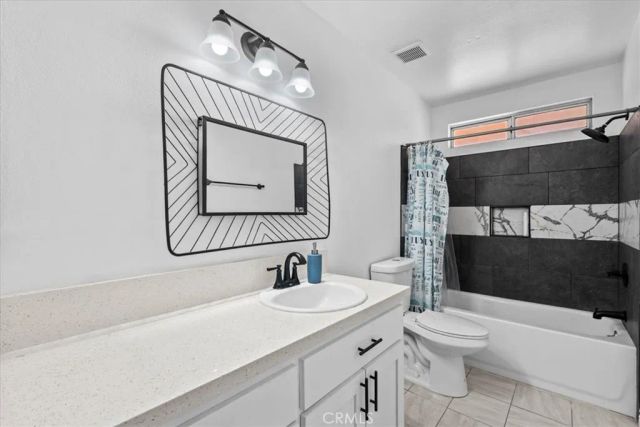 18047 Yucca St, Hesperia, CA 92345