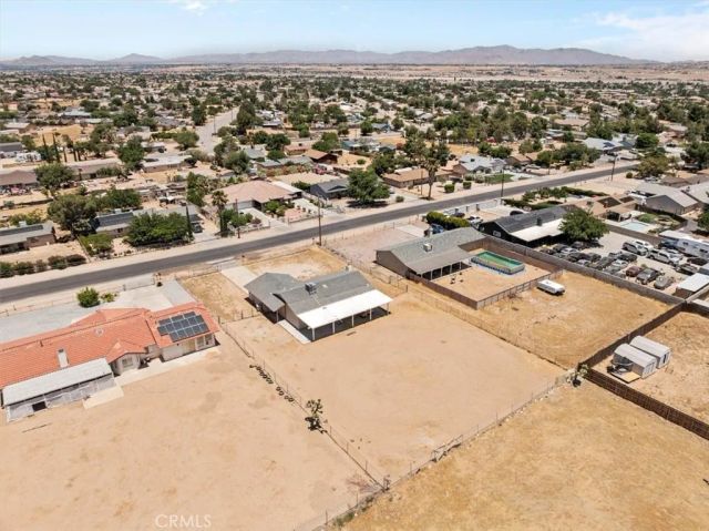 18047 Yucca St, Hesperia, CA 92345