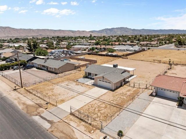 18047 Yucca St, Hesperia, CA 92345