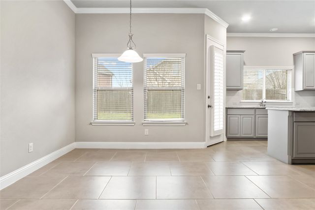 208 Burberry Drive, Grand Prairie, TX 75052