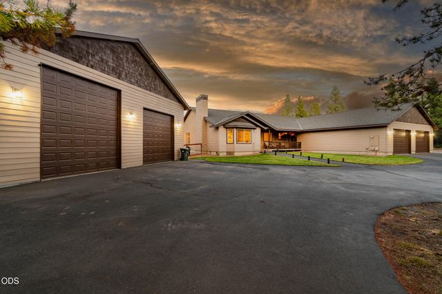 15533 Emerald Drive, La Pine, OR 97739