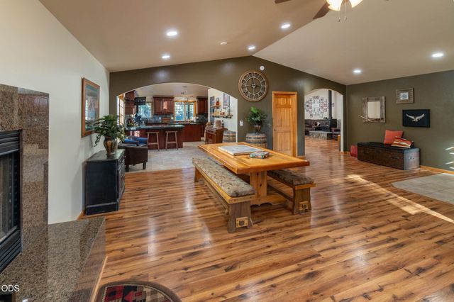 15533 Emerald Drive, La Pine, OR 97739