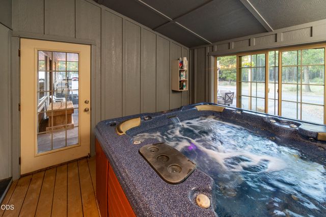 15533 Emerald Drive, La Pine, OR 97739