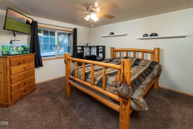 15533 Emerald Drive, La Pine, OR 97739