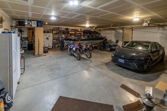 15533 Emerald Drive, La Pine, OR 97739