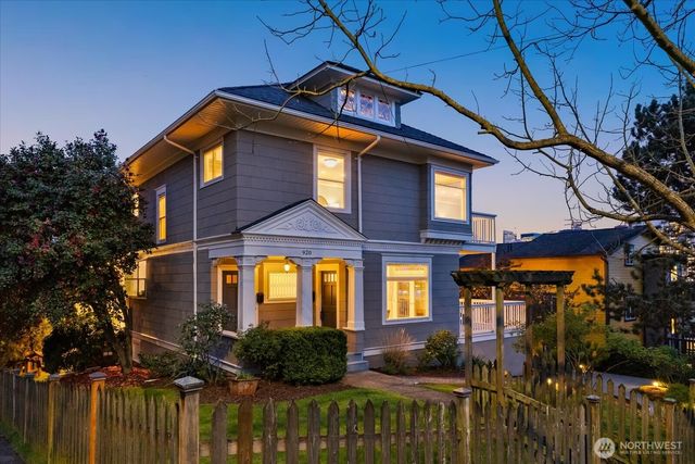 920 4th Avenue N, Seattle, WA 98109