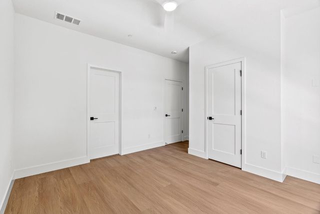 947 Woodside, Redwood City, CA 94061