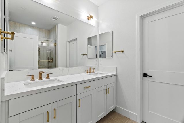 947 Woodside, Redwood City, CA 94061