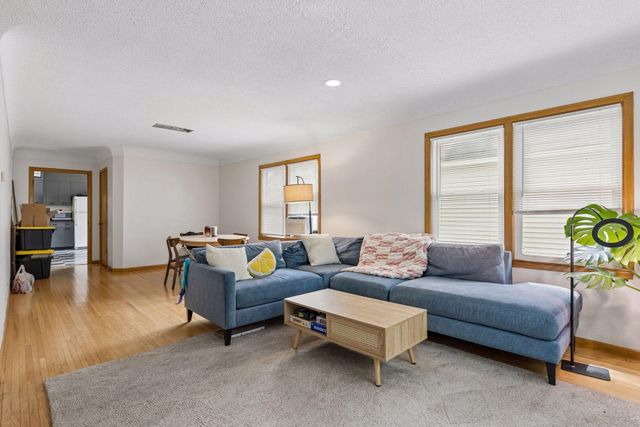 1519 Adams Street NE, Minneapolis, MN 55413