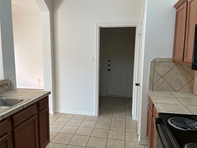 1324 Piedmont Drive, Mansfield, TX 76063