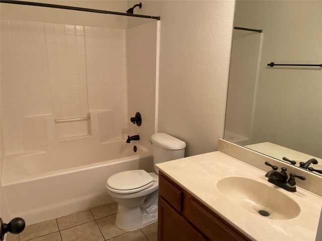 1324 Piedmont Drive, Mansfield, TX 76063