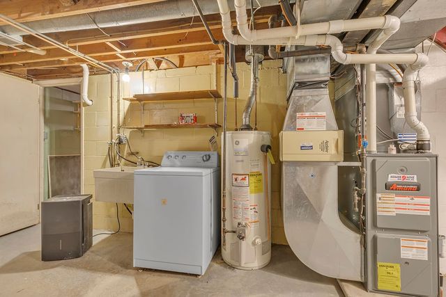 107 Goehring Ln, North Sewickley Twp, PA 15010