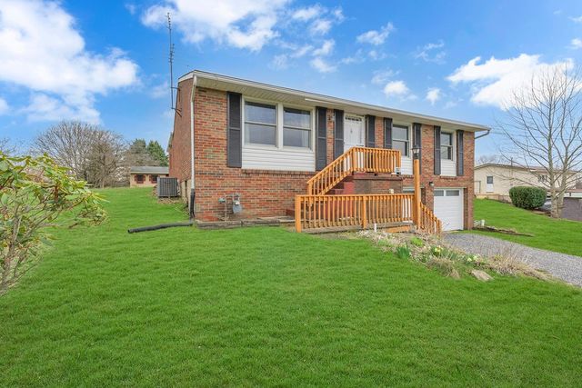 107 Goehring Ln, North Sewickley Twp, PA 15010