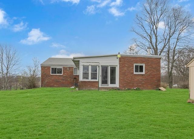 107 Goehring Ln, North Sewickley Twp, PA 15010