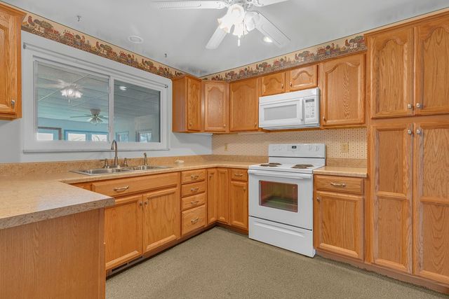 107 Goehring Ln, North Sewickley Twp, PA 15010