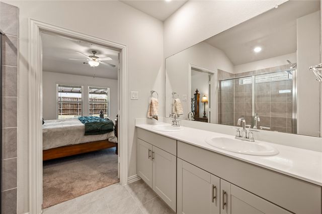 1713 Gold Mine Trail, Aubrey, TX 76227