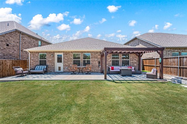 1713 Gold Mine Trail, Aubrey, TX 76227