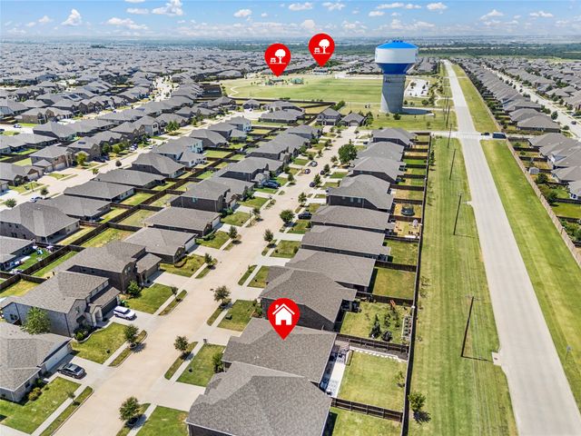 1713 Gold Mine Trail, Aubrey, TX 76227