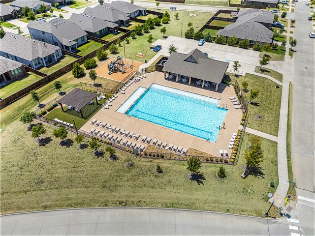 1713 Gold Mine Trail, Aubrey, TX 76227