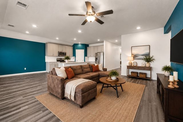 1713 Gold Mine Trail, Aubrey, TX 76227