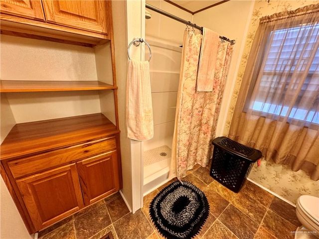 2112 Kelly Street, Mission, TX 78572