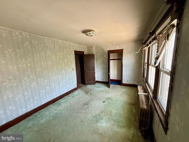 415 FARRAGUT ST NW, Washington, DC 20011