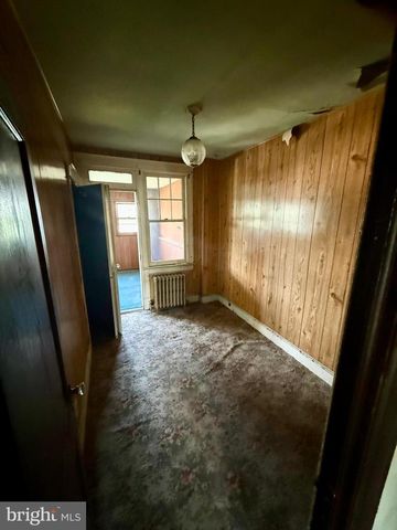 415 FARRAGUT ST NW, Washington, DC 20011