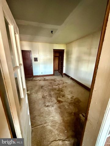 415 FARRAGUT ST NW, Washington, DC 20011