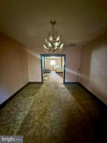 415 FARRAGUT ST NW, Washington, DC 20011