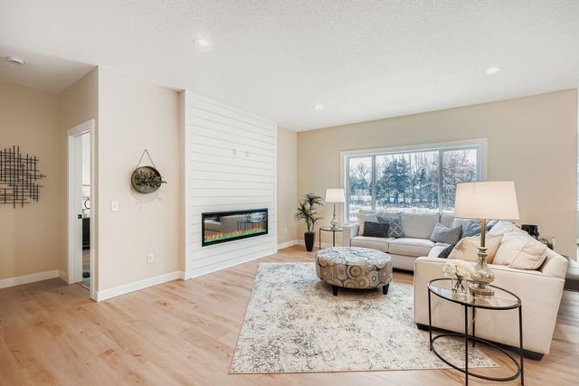 6334 Goodwin Lane, Wyoming, MN 55092