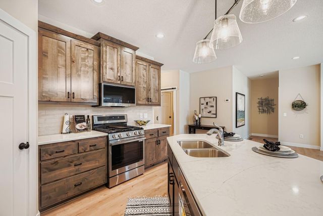 6334 Goodwin Lane, Wyoming, MN 55092